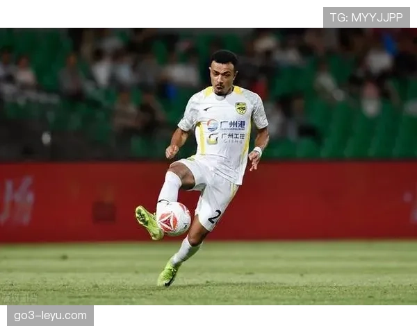 J1联赛金靴之争白热化 顶级前锋上演进球大战