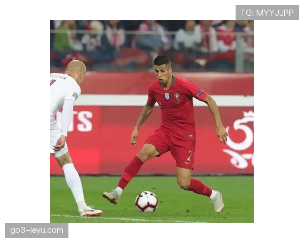 坎塞洛加盟新东家表现出色，状态回升引发广泛关注