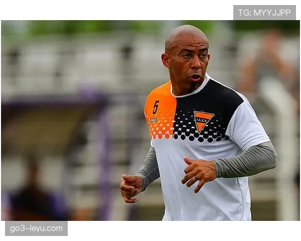 乌拉圭队新星闪耀老将坐镇,阵容传承有序状态稳健 乌拉圭队新星闪耀老将坐镇,阵容传承有序状态稳健