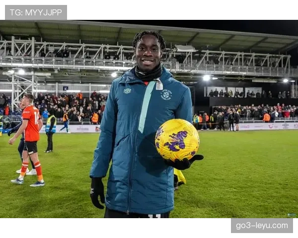 英超冷门:卢顿逆转取胜,稳健表现引关注 英超冷门:卢顿逆转取胜,稳健表现引关注