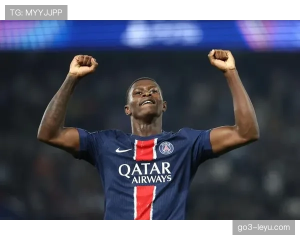 努诺·门德斯新赛季启航,球迷期待新战术激发积极变革 努诺·门德斯新赛季启航,球迷期待新战术激发积极变革